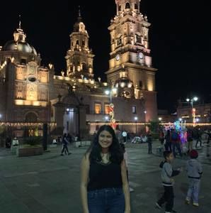 Meet your Posher, Alyia